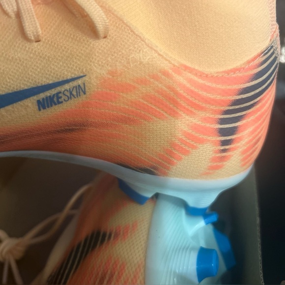 Nike Mercurial Vapor 16 Academy Kylian Mbappe Superfly Cleats Melon Tint Igloo main image 13